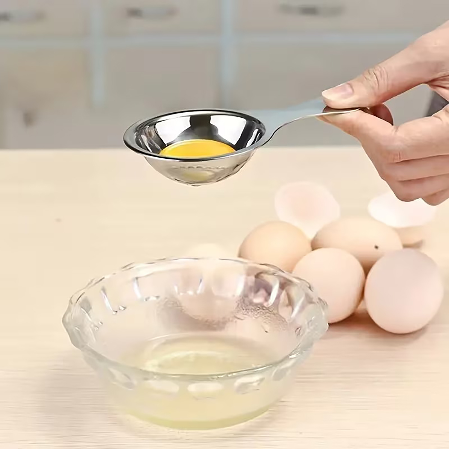 فاصل بيض من الفولاذ المقاوم لل - مراجعة Egg Separator Tool وسعره